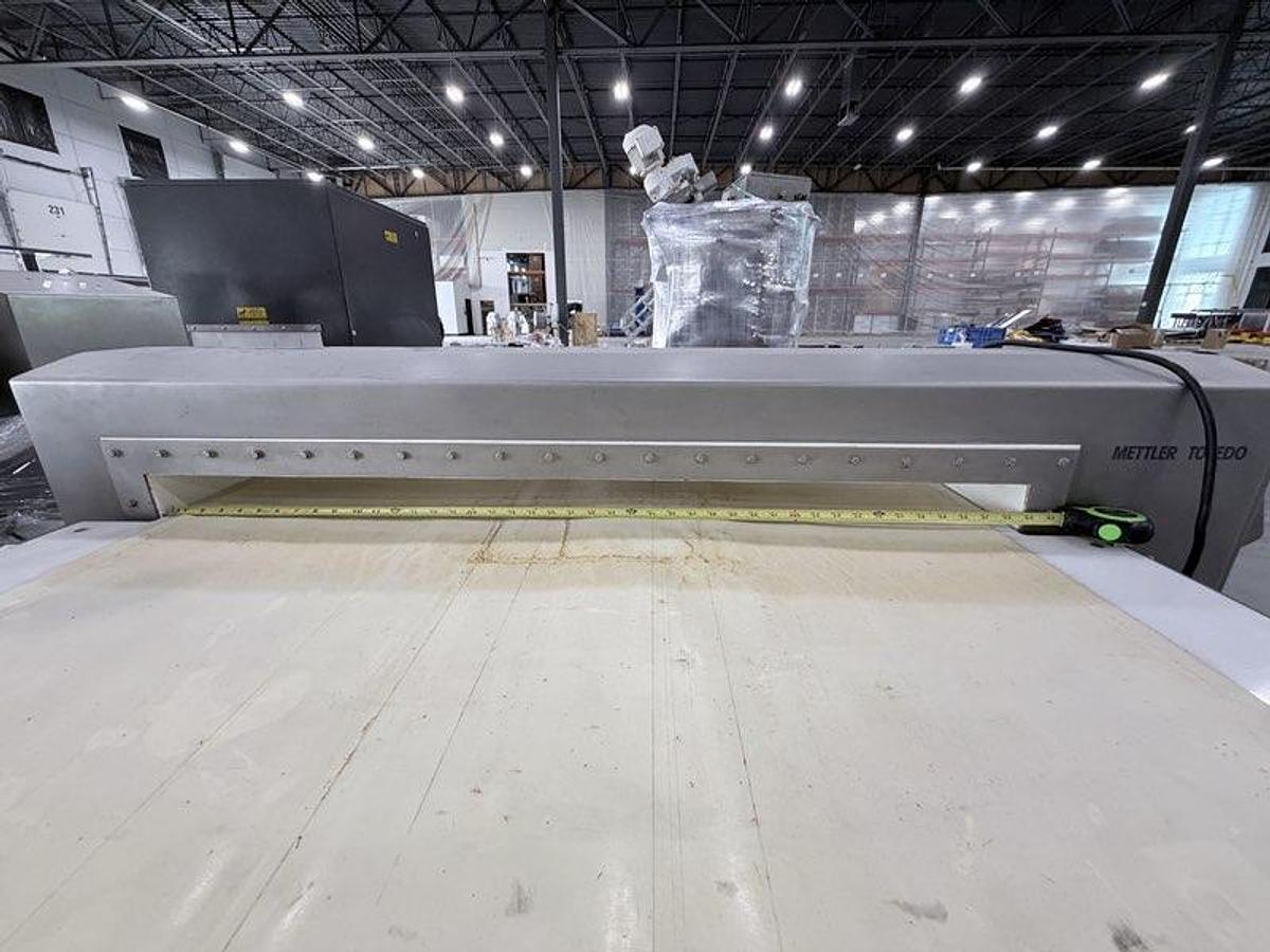 Used Metler Toledo/Safeline Stainless Steel Metal Detector with Conveyor
