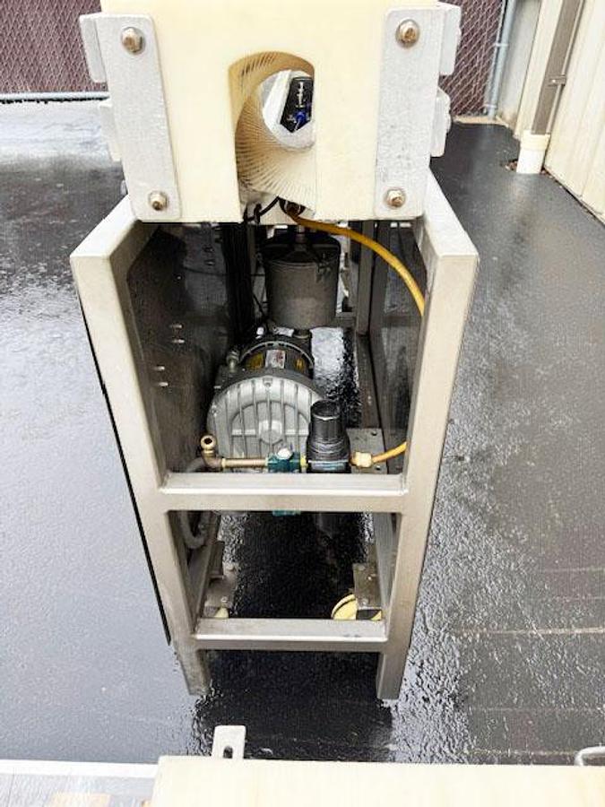 Used Carleton Helical Technologies Ionized Air Rinser