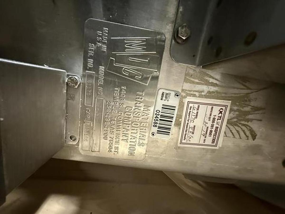 Used Material Trans Co Tote Lift 16-ft tall - 800lb Capacity