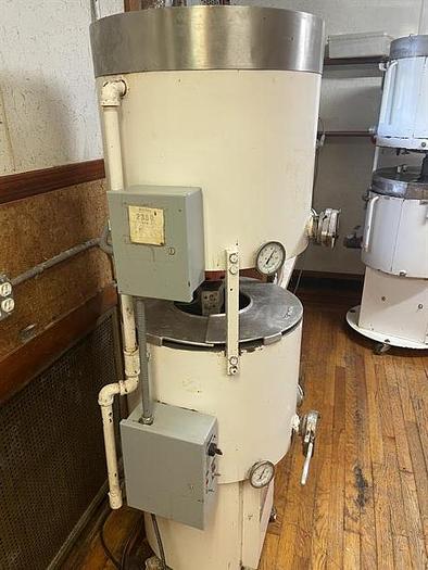 Used Smith 100/100 lb Over and Under Chocolate Melter