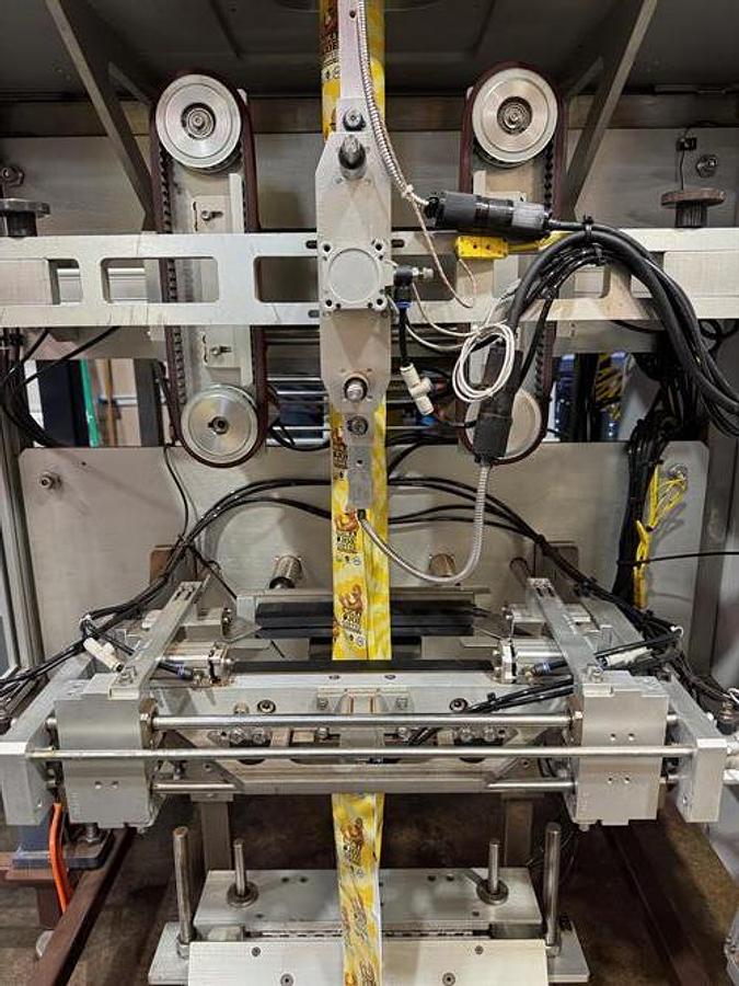 Used Unified Flex Hornet Vertical Form, Fill & Seal with Auger Filler