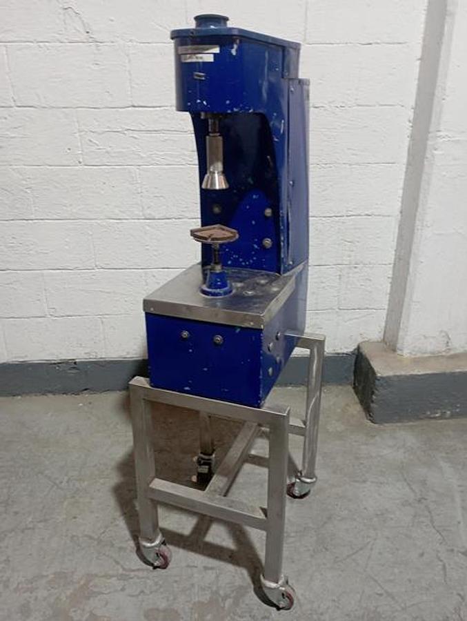 Used De Vecchi semiautomatic capper
