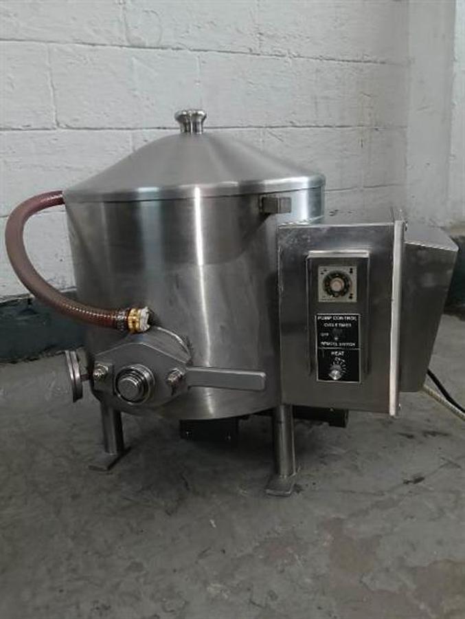 Used Savage 50-lb SS Tempering Melter