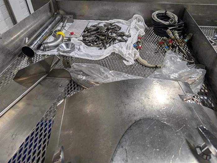 Used Fette model 3090 P 3090 C 61 station tablet press