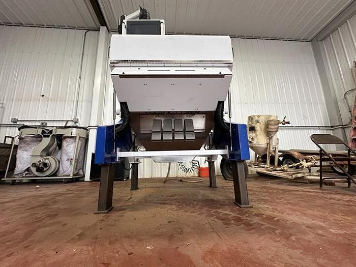 Used Satake EVO-IR-400 Infrared Color and Sorting Machine for Nuts