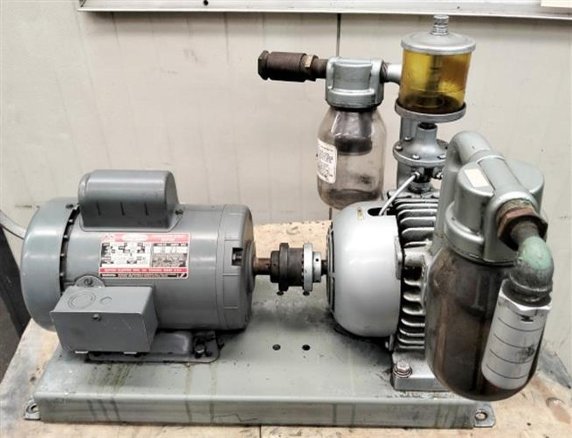 Used Carbon steel vacuum pump