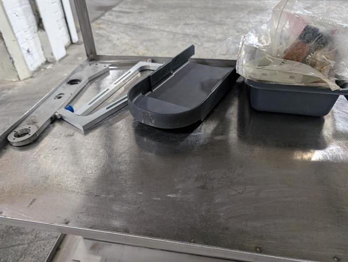 Used Klockner model LA-500 vertical strip packager