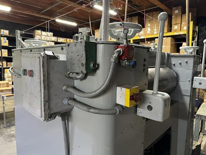 Used Kent 32" 3-Roll Refiner