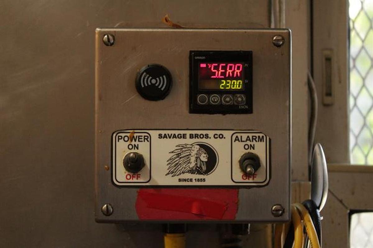 Used Savage 20 Stove with Portable Agitator