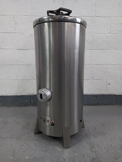 Used Stainless steel vertical Autoclave