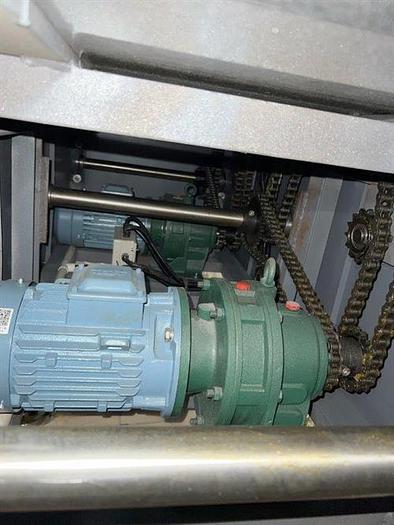 Used Loynds 300 mm Wide Rolling & Scoring Line for Chiclets