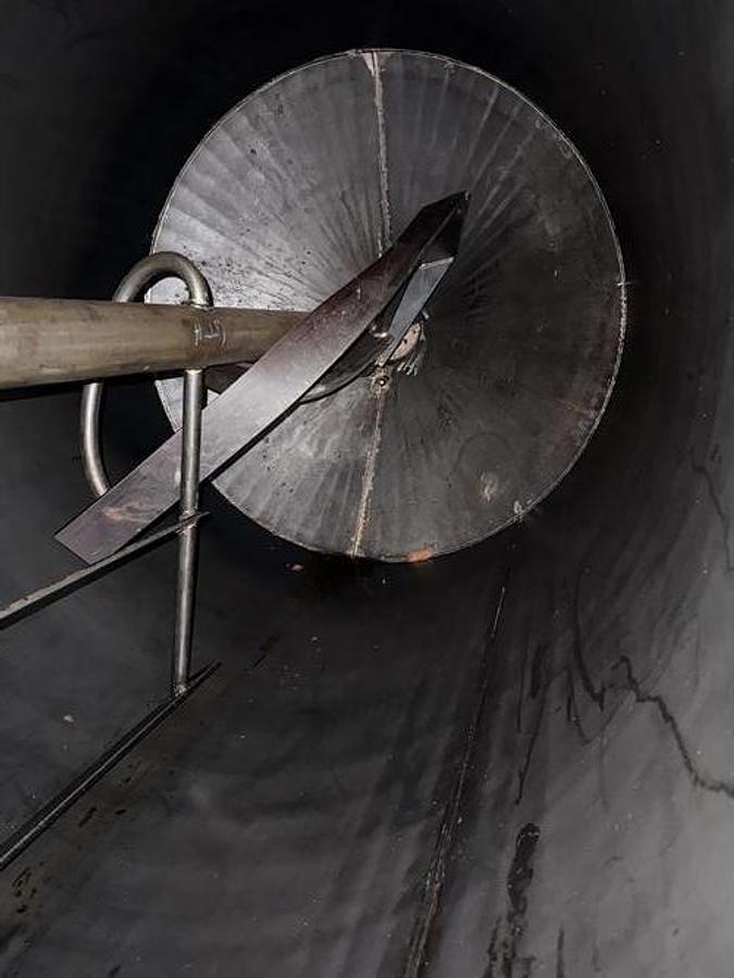 Used McCarter 14,500 lb Jacketed Vertical Agitated Chocolate Tank