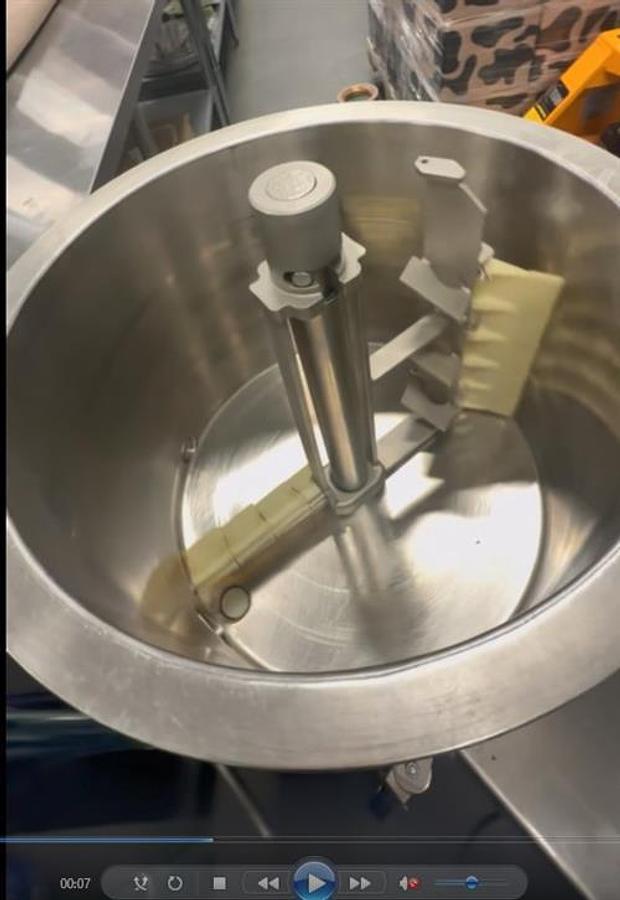 Used Savage 125-lb Stainless Steel Chocolate Melter