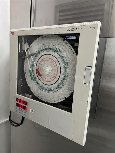 Used Norlake Scientific model NSR1331SSS/8H stainless steel enviromental chamber