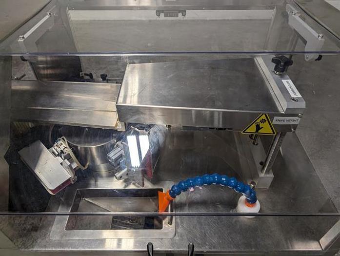 Used BellatRX model Bottle RecoveRX 1040 de-bottling & product recovery