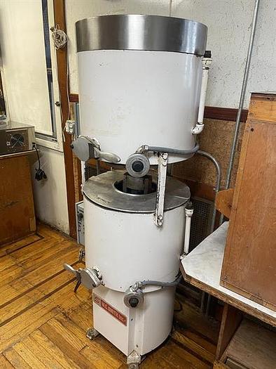Used Smith 100/100 lb Over and Under Chocolate Melter