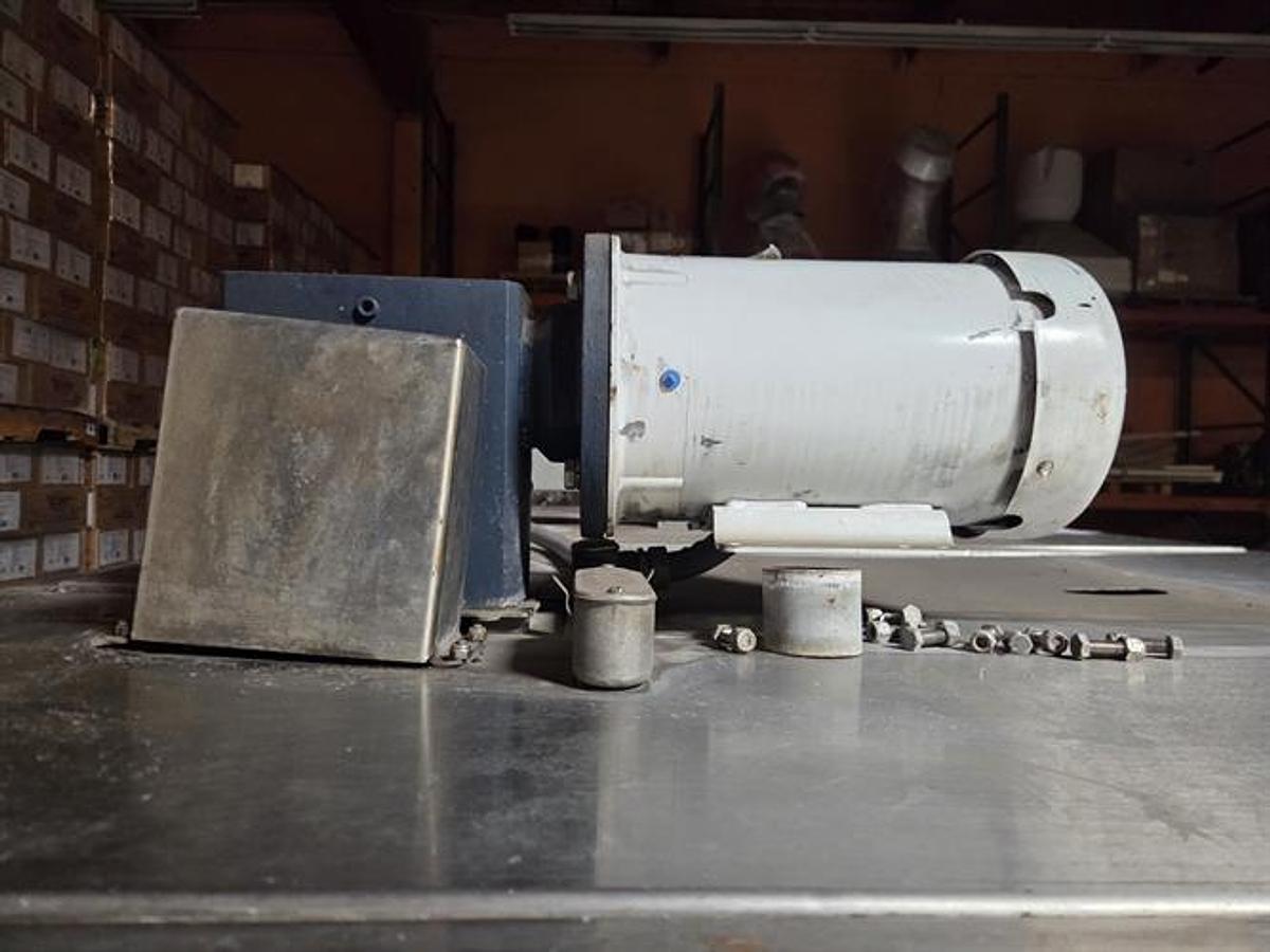 Used Spray Dynamics 72" Belt Polisher