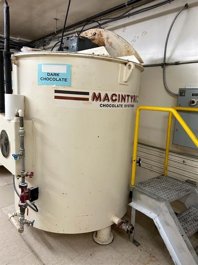 Used Low & Duff 2000 kg Carbon Steel Chocolate Melter
