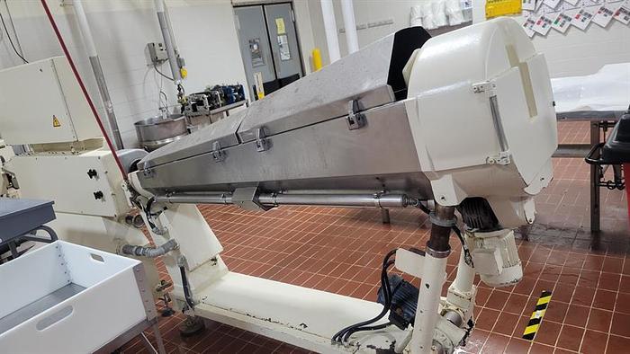 Used Klockner Hansel Strada 700 Hard Candy Line