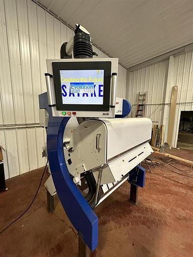 Used Satake EVO-IR-400 Infrared Color and Sorting Machine for Nuts