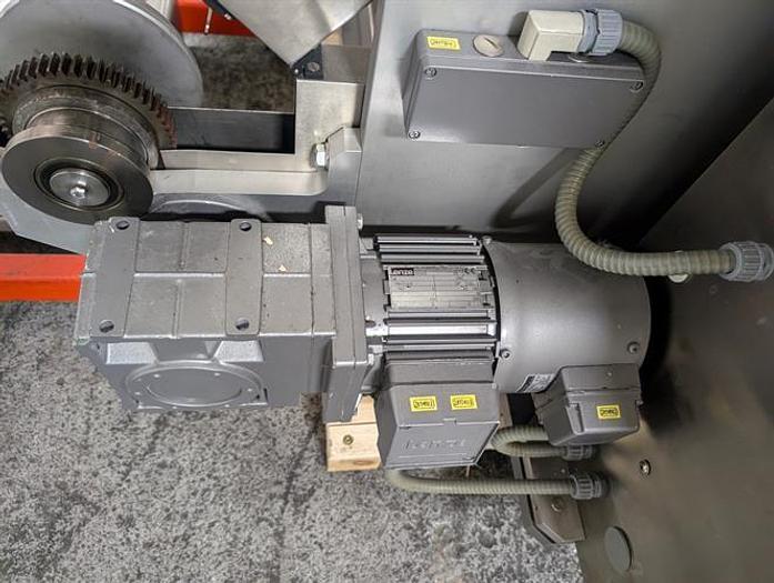 Used Klockner model LA-500 vertical strip packager