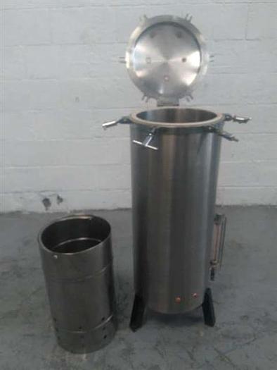 Used Sumi model SM-360-A Stainless Steel Vertical Autoclave