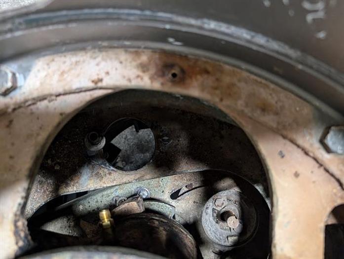 Used Russel Finex model 17300 sifter 20" diameter sifter (base only)