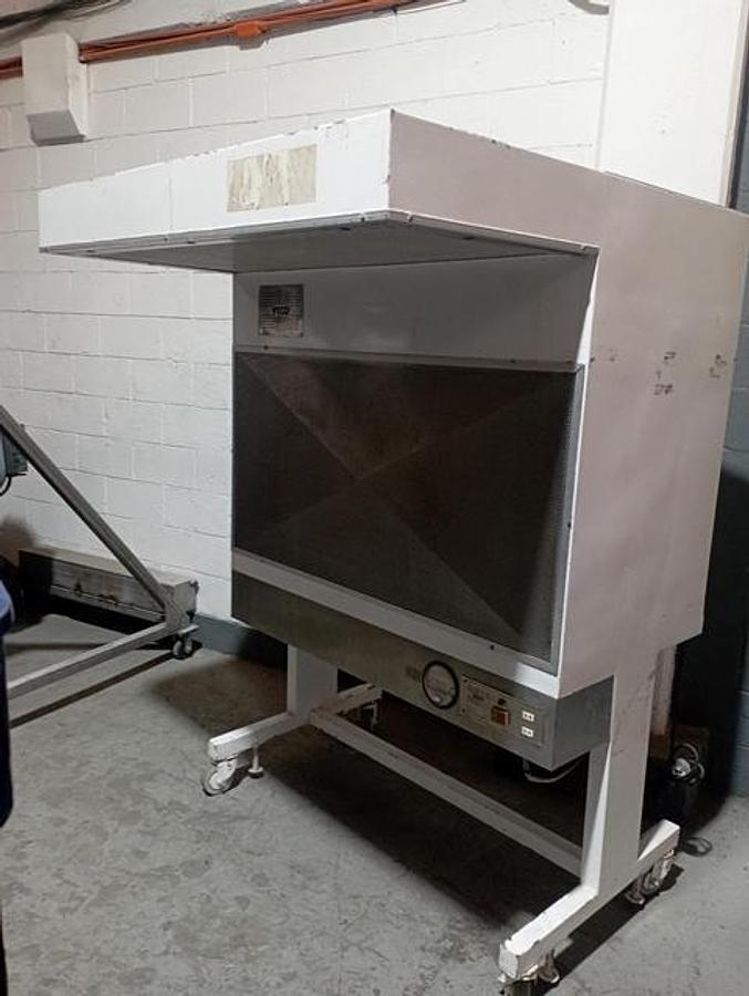 Used Veco laminar flow hood
