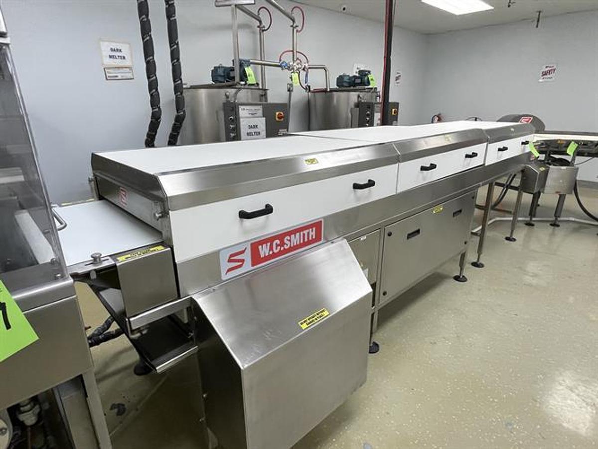 Usado Smith 26" wide x 12-ft long Stainless Steel Cooling Tunnel