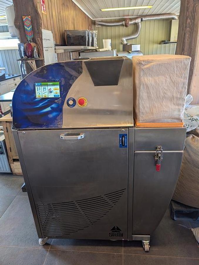Used Selmi 50 kg/hr Winnower