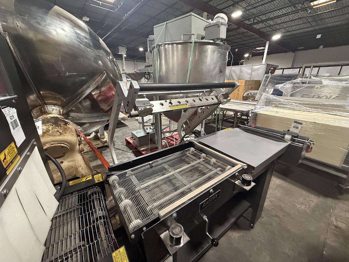 Used Eastey L-Bar Sealer with Shrink Tunnel