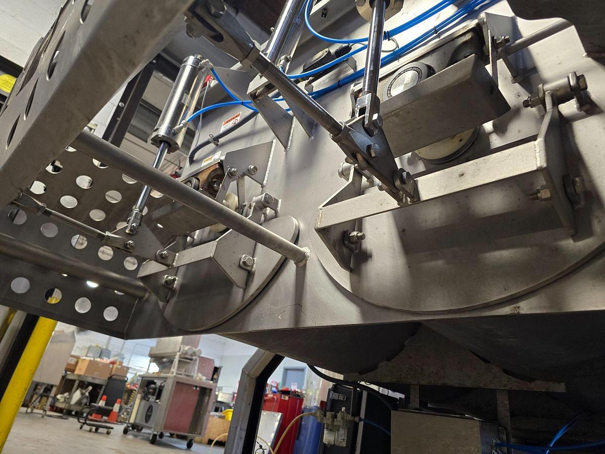 Used AMFEC Model 510 6,000 LB Paddle Mixer