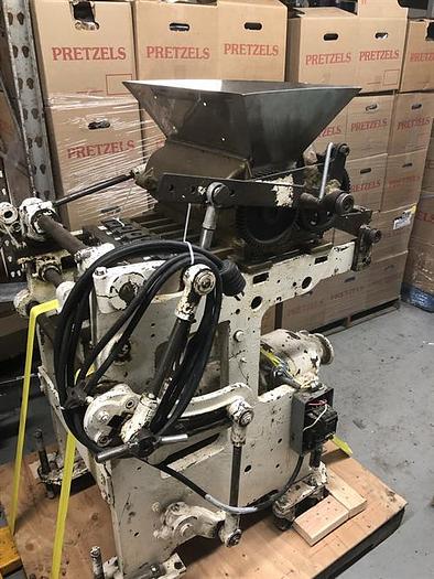 Usado 16" Wire Cut Extruder