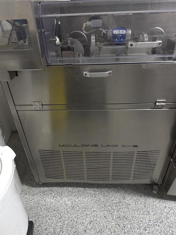 Used Selmi Mold Loader 275 Solid & Shell Figures