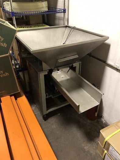 Used Zengran Form, Fill and Seal Machine with 10-Head Rotary Scale