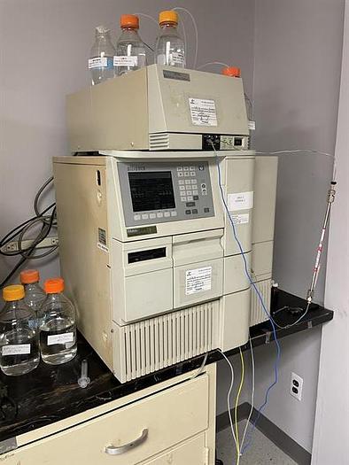 Used (2) Alliance HPLC with 2695 Separations Module and 2996 Photodiode Array Detector with one PC with software