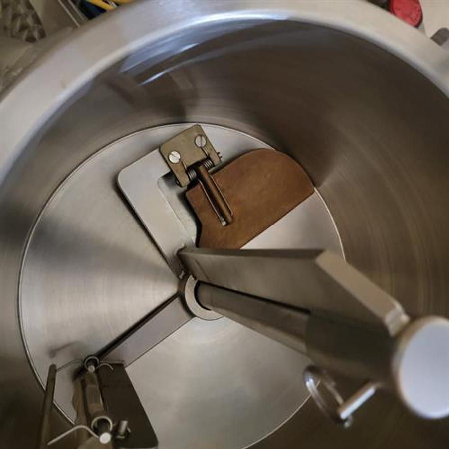Used Savage FM14 Table Top Cooker
