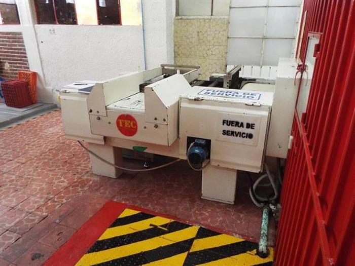 Used Delver 3-Layer Chocolate Mint Molding Plant