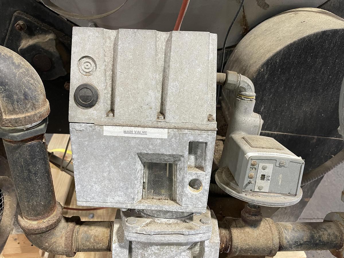 Used Bauer 322 1000 lb/hr Gas Dry Nut Roaster