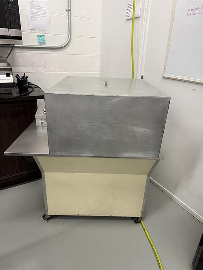 Used Hilliard 240 lb/day Melter with Peppy Pumper