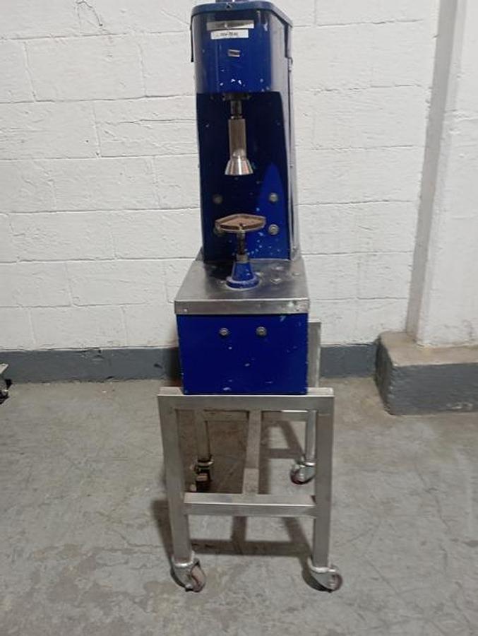Used De Vecchi semiautomatic capper