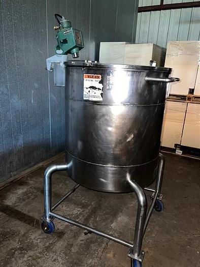 Used Viatek 125 gallon stainless steel tank with hinged cover
