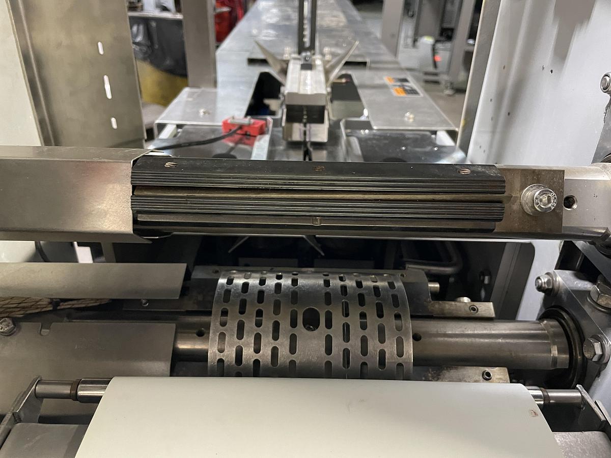 Used Bosch Stratus Horizontal Flow Wrapper