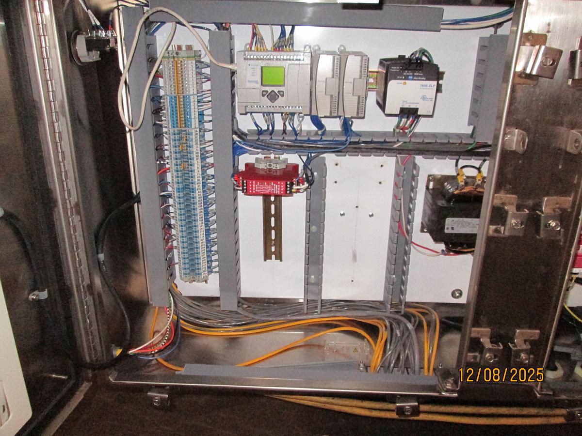 Used Adco Model 15DBC105SS Automatic Horizontal Cartoner