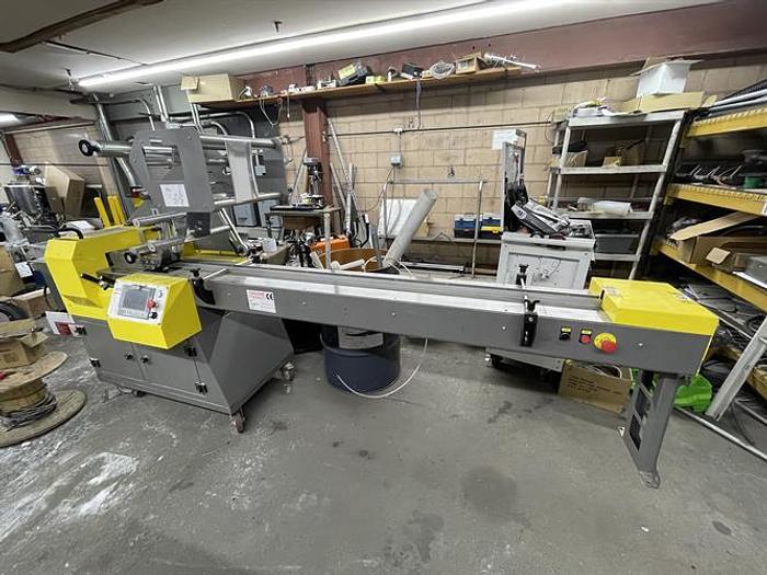 Used Italwrap Minitronic 400 Servo Driven Flow Wrapper
