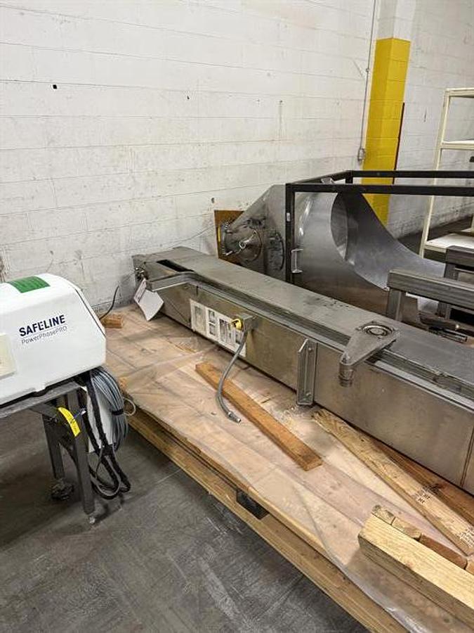 Used Material Trans Co Tote Lift 16-ft tall - 800lb Capacity