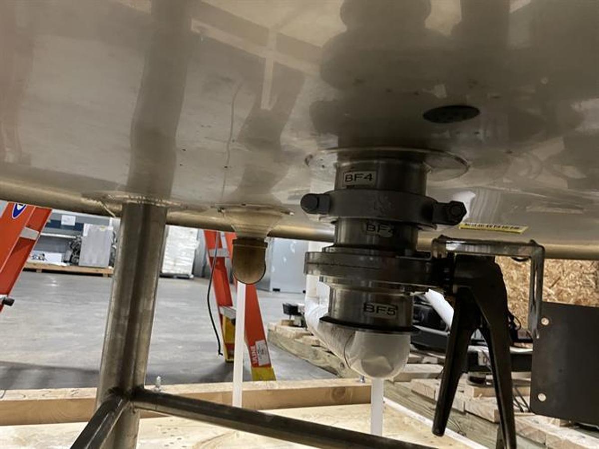 Used Walker 320 Gallon SS Jacketed & Agitated Tank