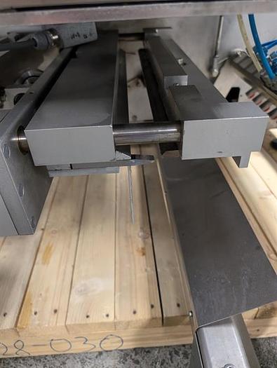 Used Klockner model LA-500 vertical strip packager