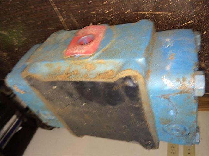 Used 0 Vickers CHX2501FBA1A38B1A3810 HYDRAULIC VALVE