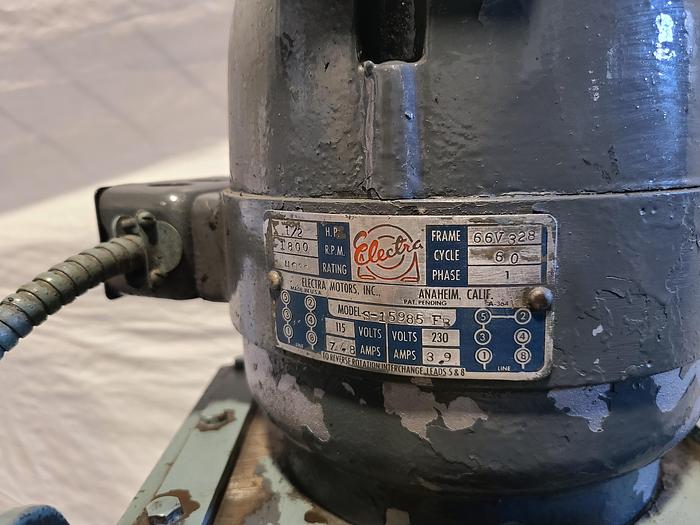 Used Index Vertical Milling Machine